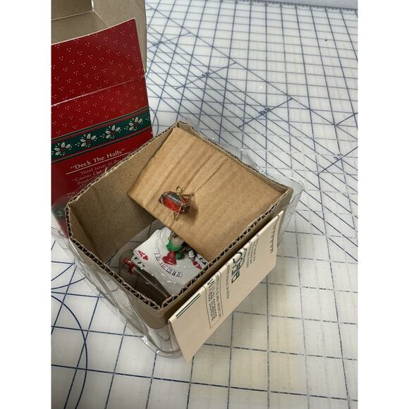 BNIB ENESCO Ornament 1991 DECK THE HALLS Casino Christmas Series - Blackjack - Picture 4 of 7